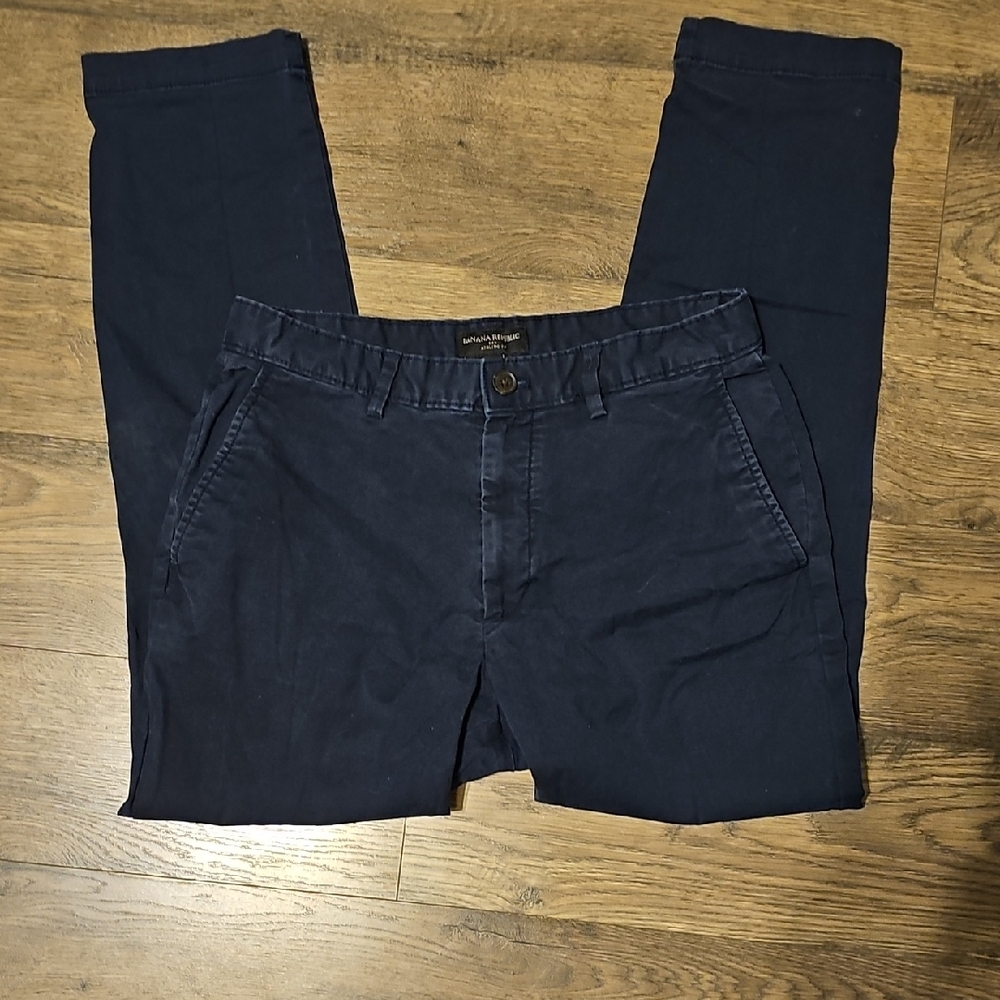 Banana Republic Dark Blue Men Chinos Casual Pants Athletic Fit 30 X 30